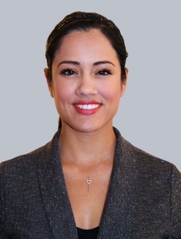 Dr. Claudia Aguirre
