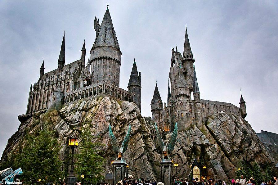 Wizarding+World+of+Harry+Potter%3A+Hollywood+vs.+Orlando%2C+A+First+Hand+Account