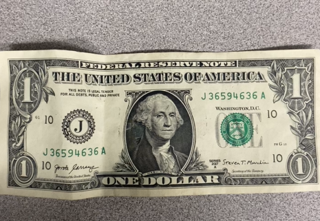 A one dollar bill. (photo: Kevin Vicente (12))