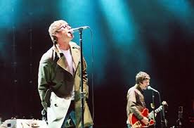Liam and Noel Gallagher performing.(Image: Creative Commons)