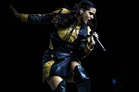 Rosalía performing in Chile during her “MOTOMAMI” tour. (2022) 
(Image: Creative Commons)
