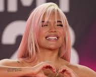 Karol G at the 2023 Latin Grammys. (Image: Creative Commons) 